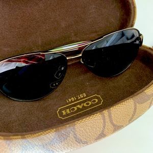 Pack polarized sunglasses